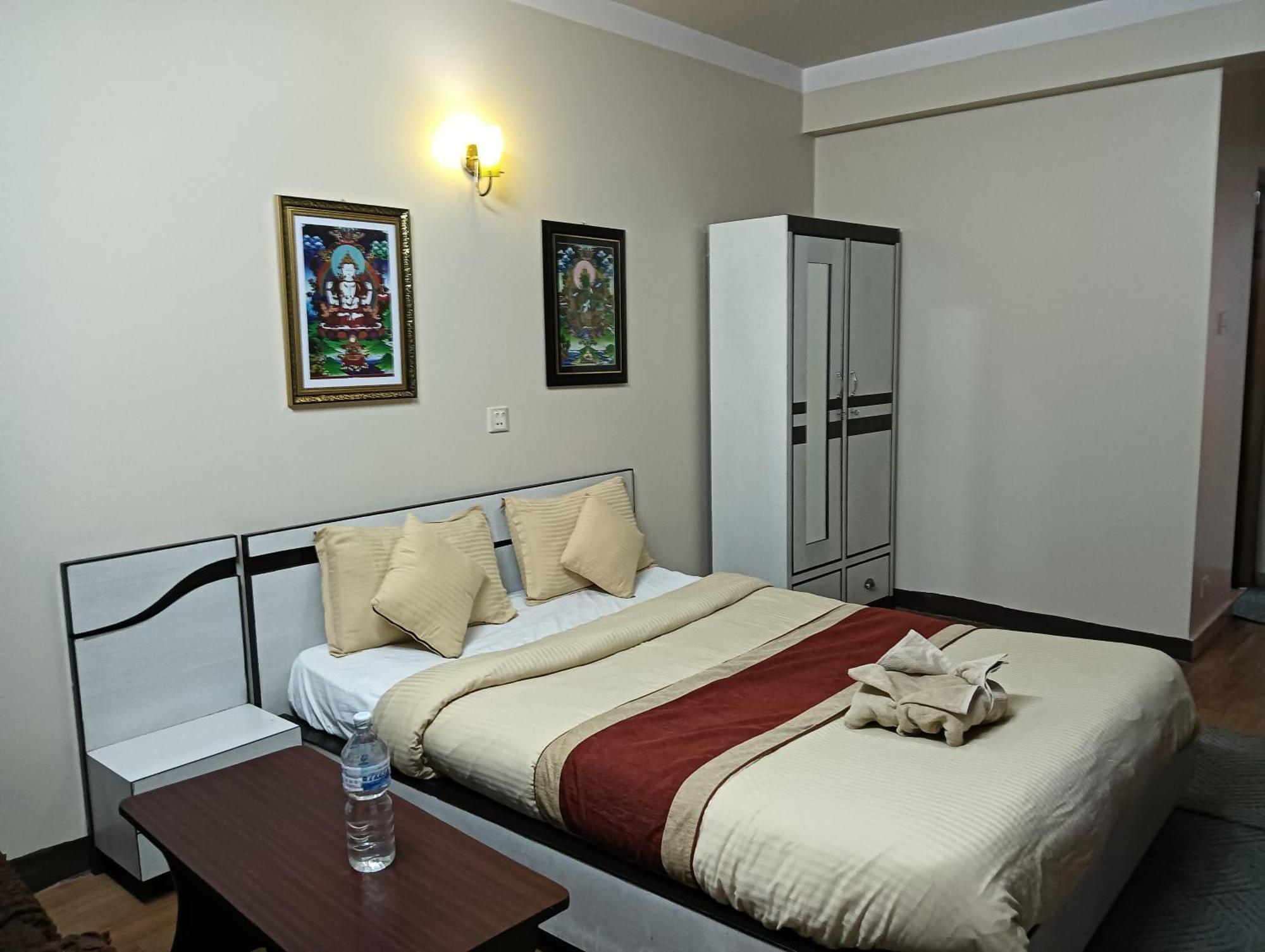 Hotel Pristine Kathmandu Exterior foto